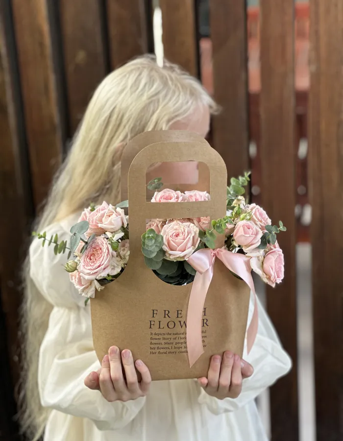 Flower bag "Air Kiss"