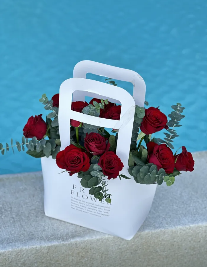 Handbag with flowers "Generosity of the Soul"
